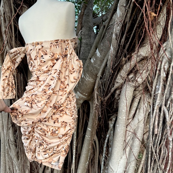 Brown Floral Corset Mini Dress Size M 8 Cold Shoulder Ruched Cocktail Party Zip - Picture 9 of 17